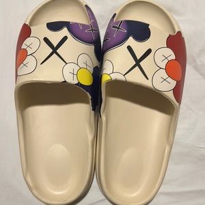Sandal